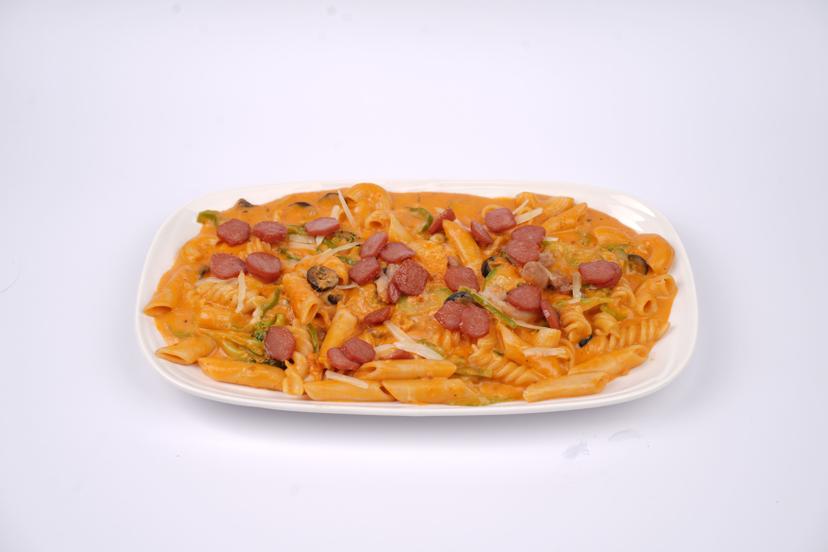 معكرونة سجق